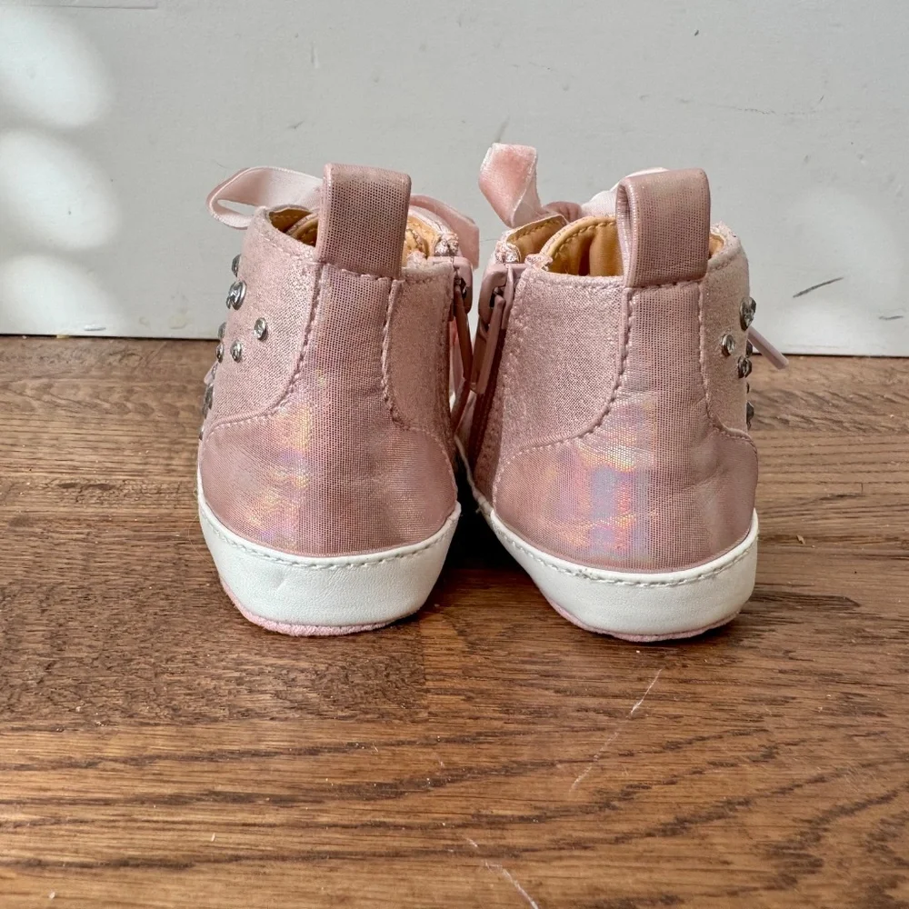 New Badgley Mischka Tira Pink Baby Crib Shoes Crystals Booties Size‎ 2